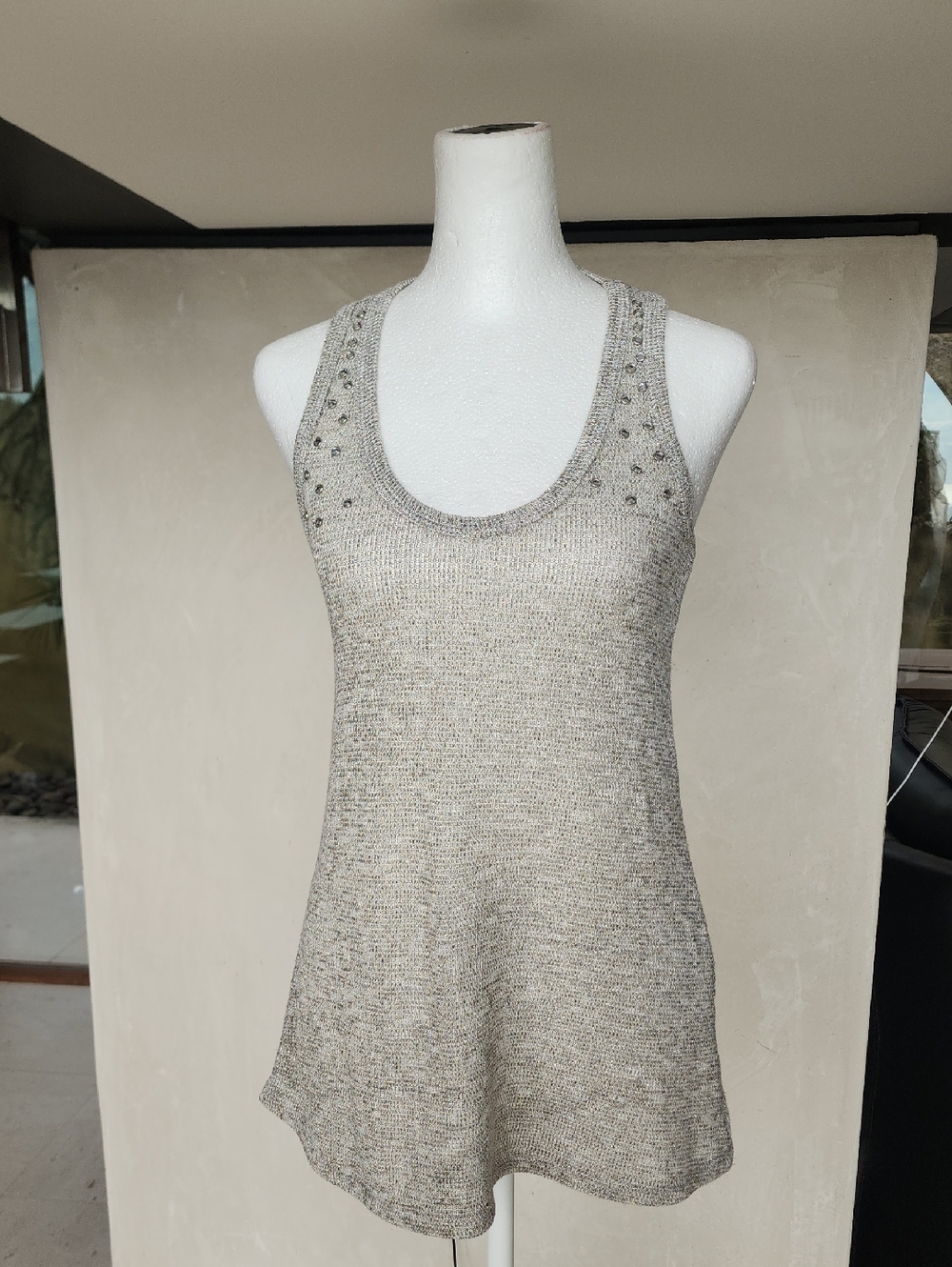 Sleeveless Scoop Neck Knit Tank Top in Heathered Beige